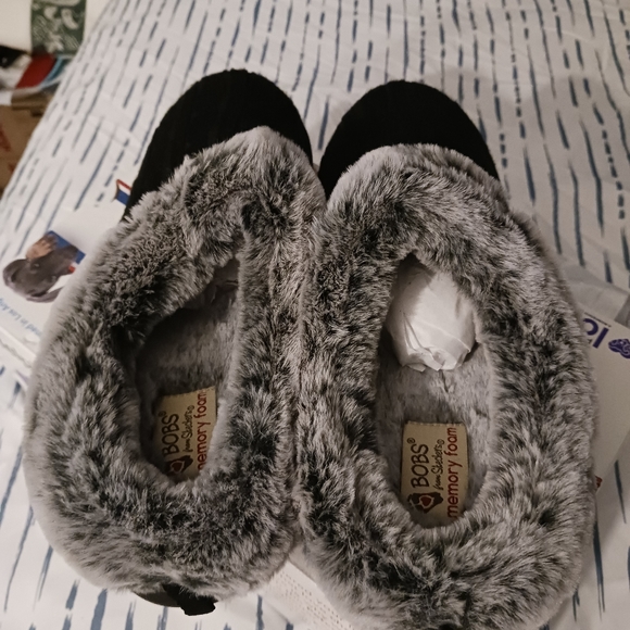 NWT! SKECHERS BOBS SLIPPERS Sz 7 (Indoor/Outdoor - Picture 8 of 11